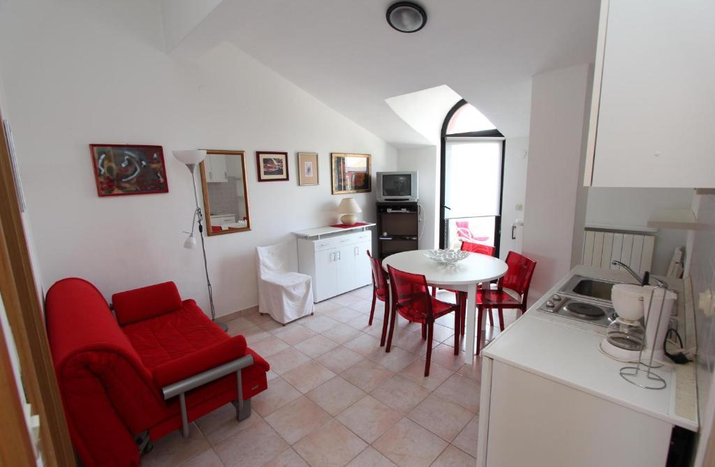 Apartments Milena Rovinj Bagian luar foto